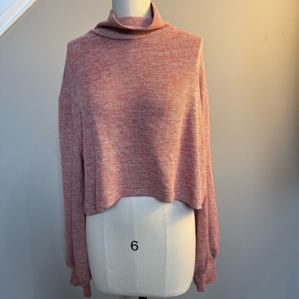 Lulu's Cowl Neck Light Weight Cropped Long Sleeve Sweater, M, UGC - Picture 12 of 12